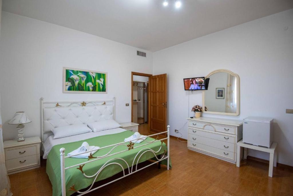 B. & B. Villa Giada Marina di Ginosa Bagian luar foto