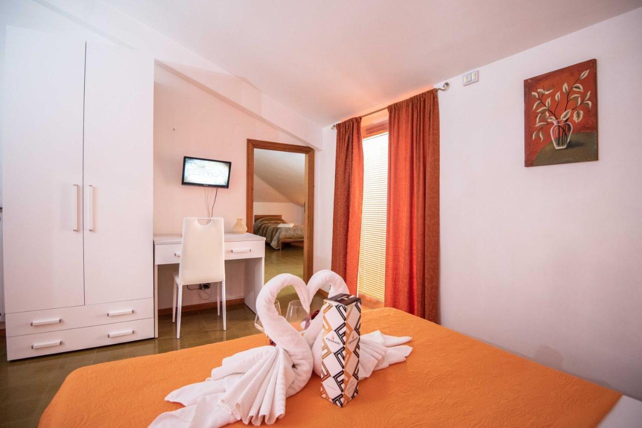 B. & B. Villa Giada Marina di Ginosa Bagian luar foto
