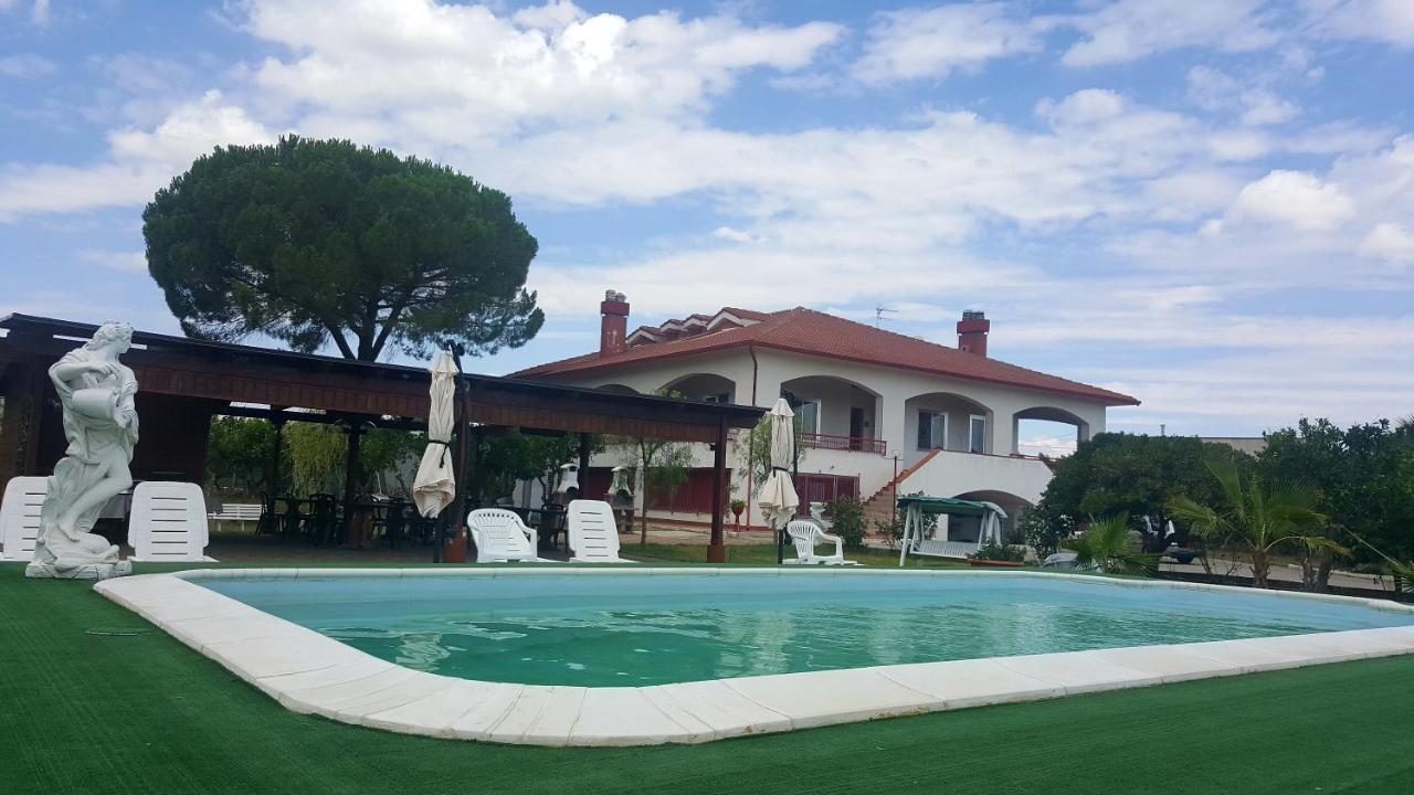 B. & B. Villa Giada Marina di Ginosa Bagian luar foto